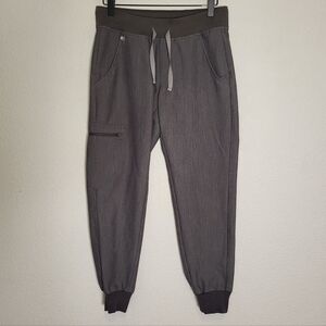 Figs Petite Zamora Jogger Scrubs in Graphite Grey size XSmall Petite